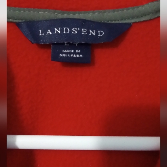 Lands' End Women's Red Jacket - Picture 2 of 5